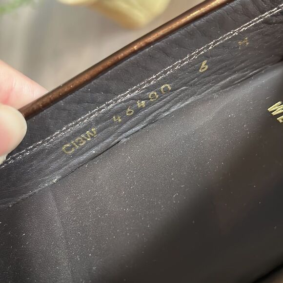 LIKE NEW STUART WEITZMAN POINTED TOE PATENT LEATHER BRONZE LAOFER DRIVING MOC 6 - Picture 5 of 9